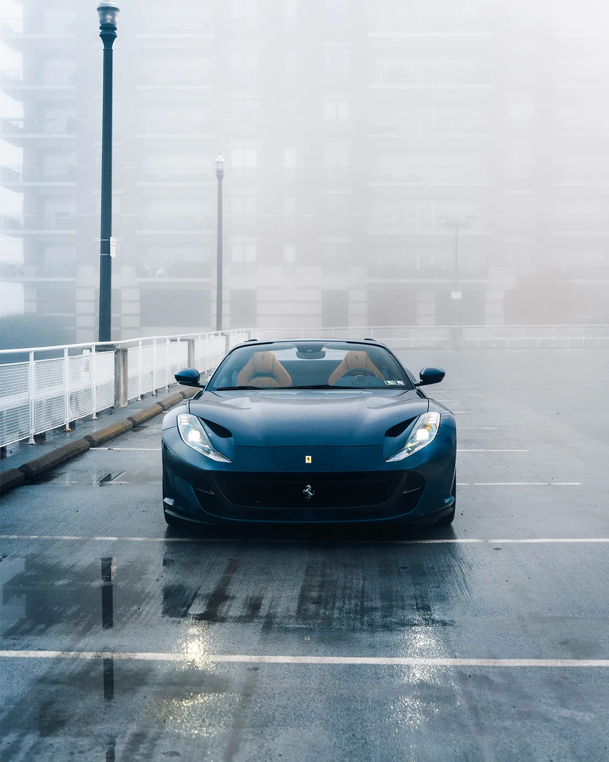 Ferrari 812 (2)